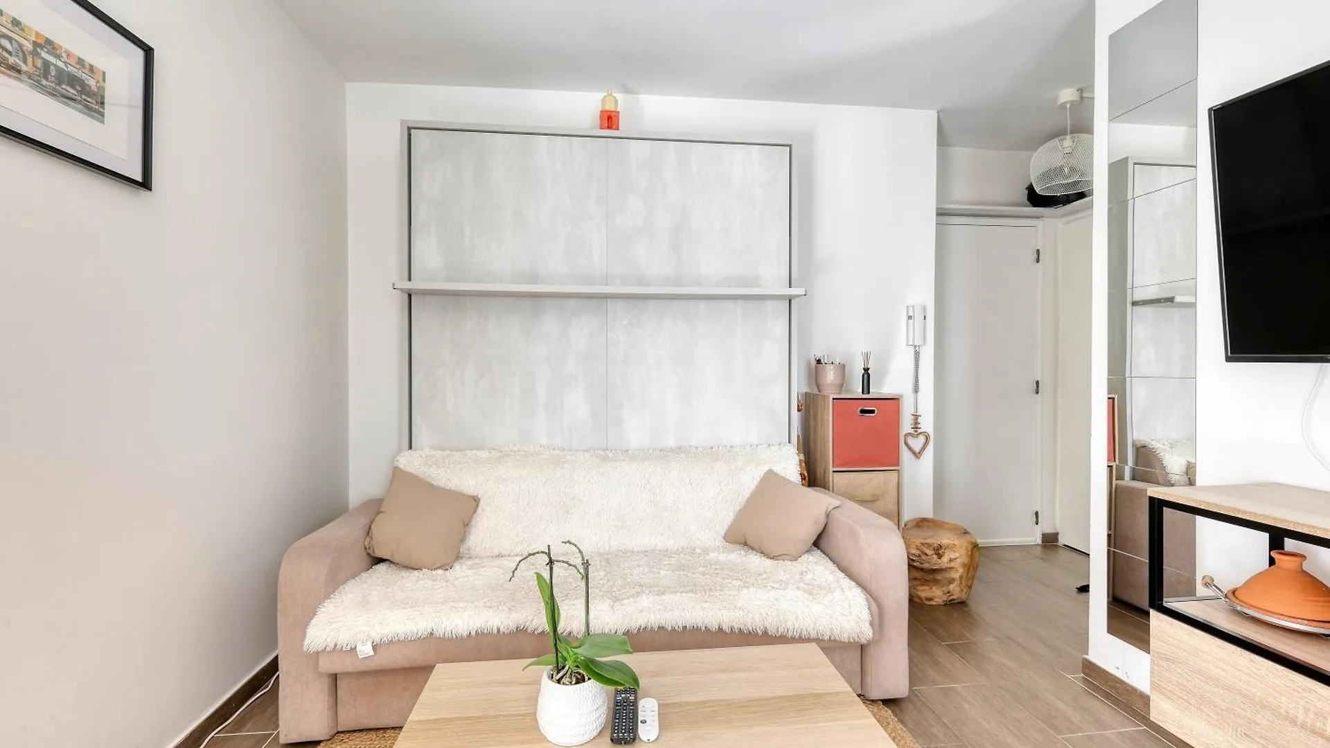 Apartment L'Emeraude Varoise - Appt Climatise Proche Plage Six-Fours-les-Plages France